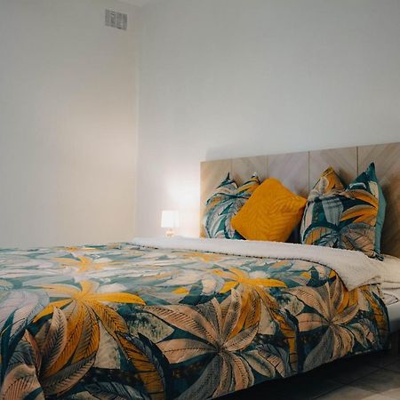 Superbe Appartement 32M2 Quartier Calme 800M Des Arenes Nîmes Exterior foto